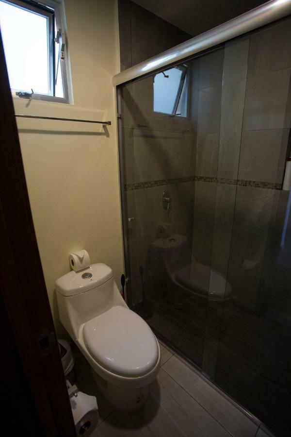 Luxury 2 Bedroom *