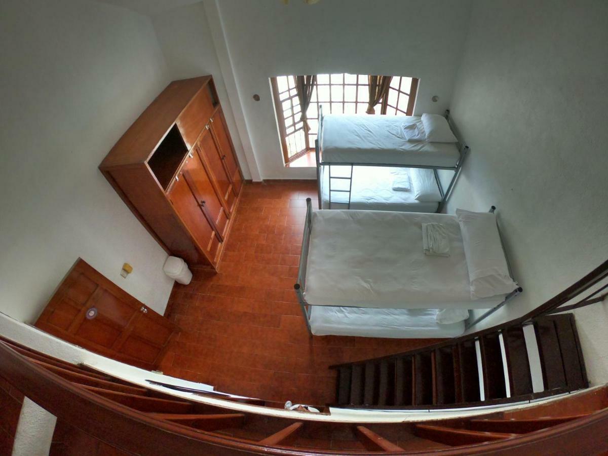 Granada 6 Hostal Cancún