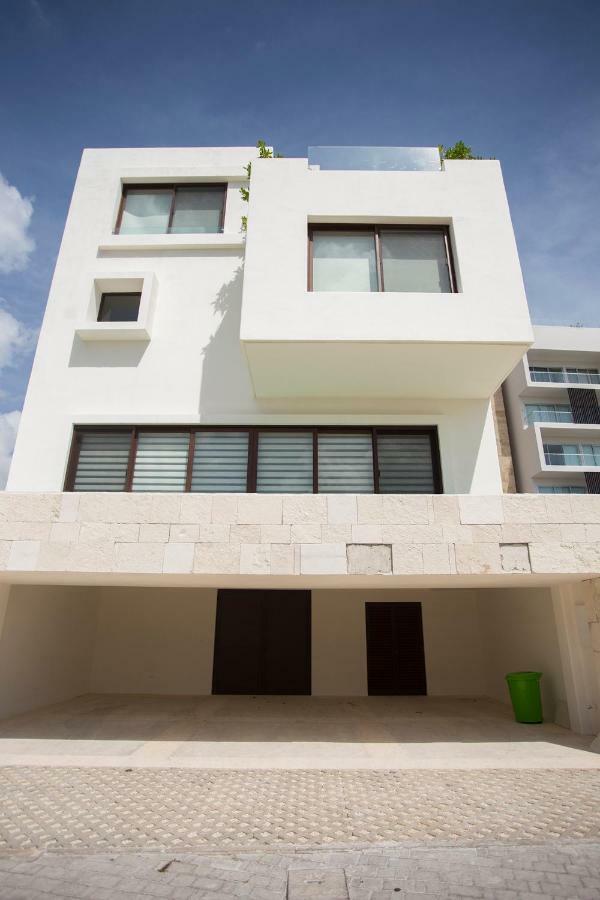 4 Bedroom House- Beach, Private Pool&jacuzzi Apartamento *