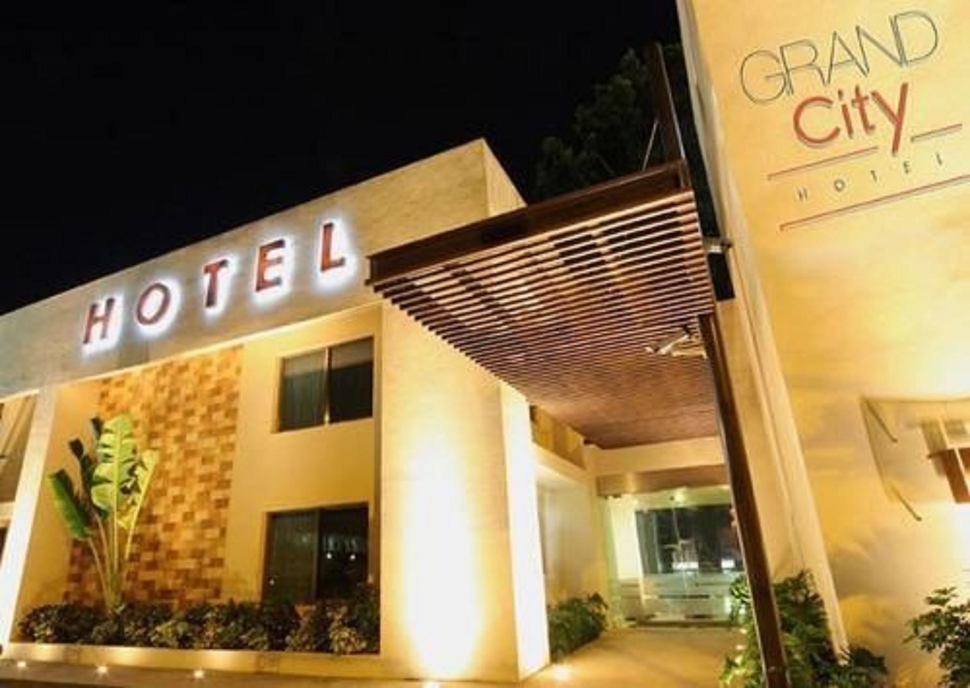 Grand Hotel 4*