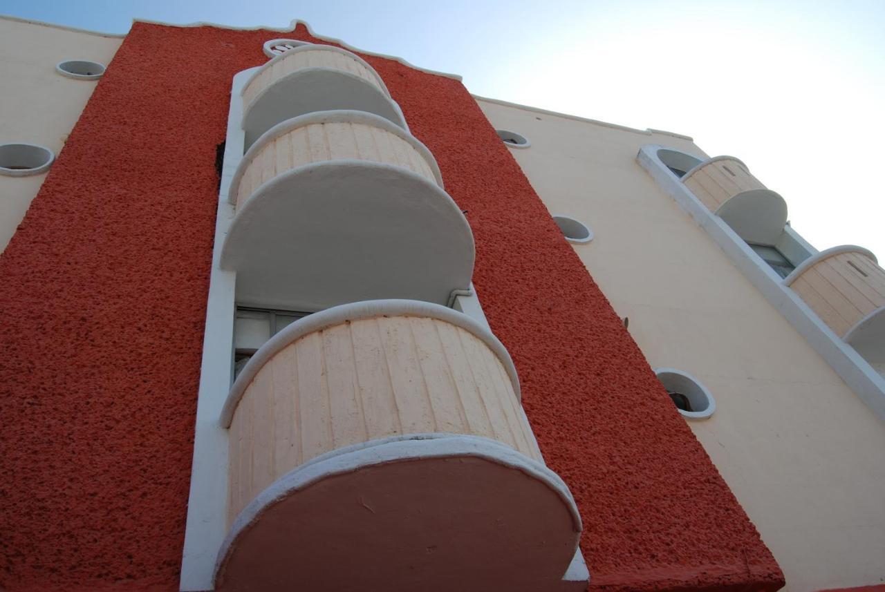 Hotel Alux 2*