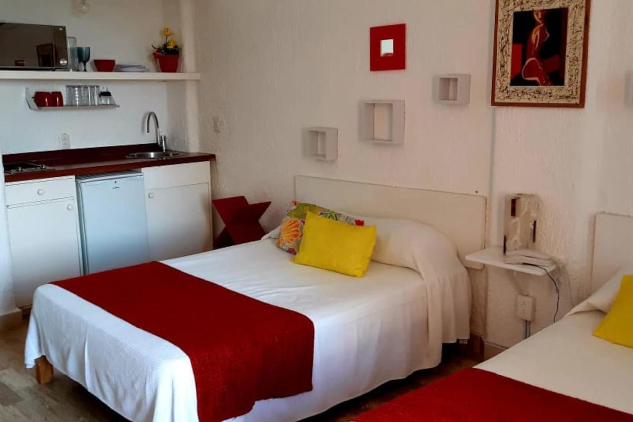 Ocean Front Suite, Balcony, Kitchen. Apartamento