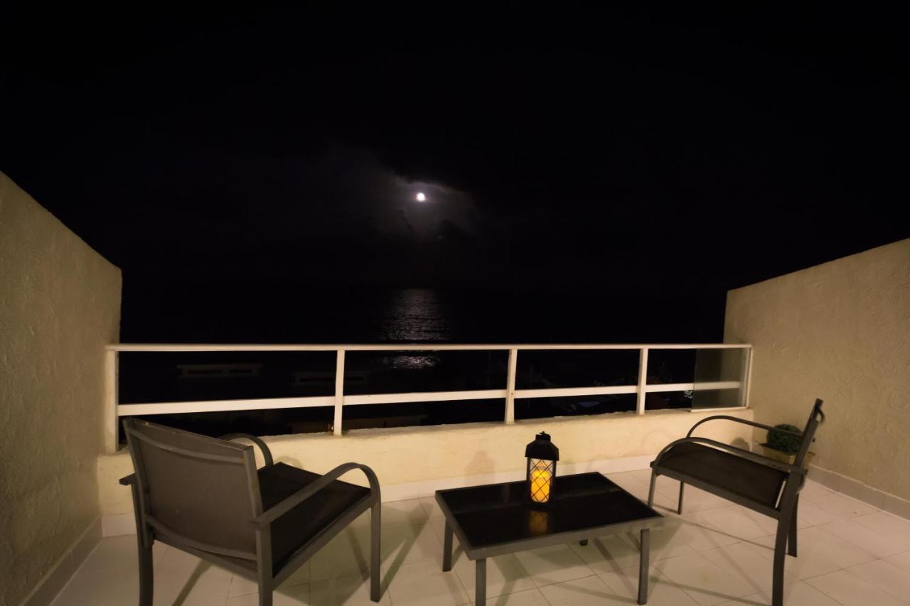 Apartamento Penthouse Ocean Front, Steps To The Beach