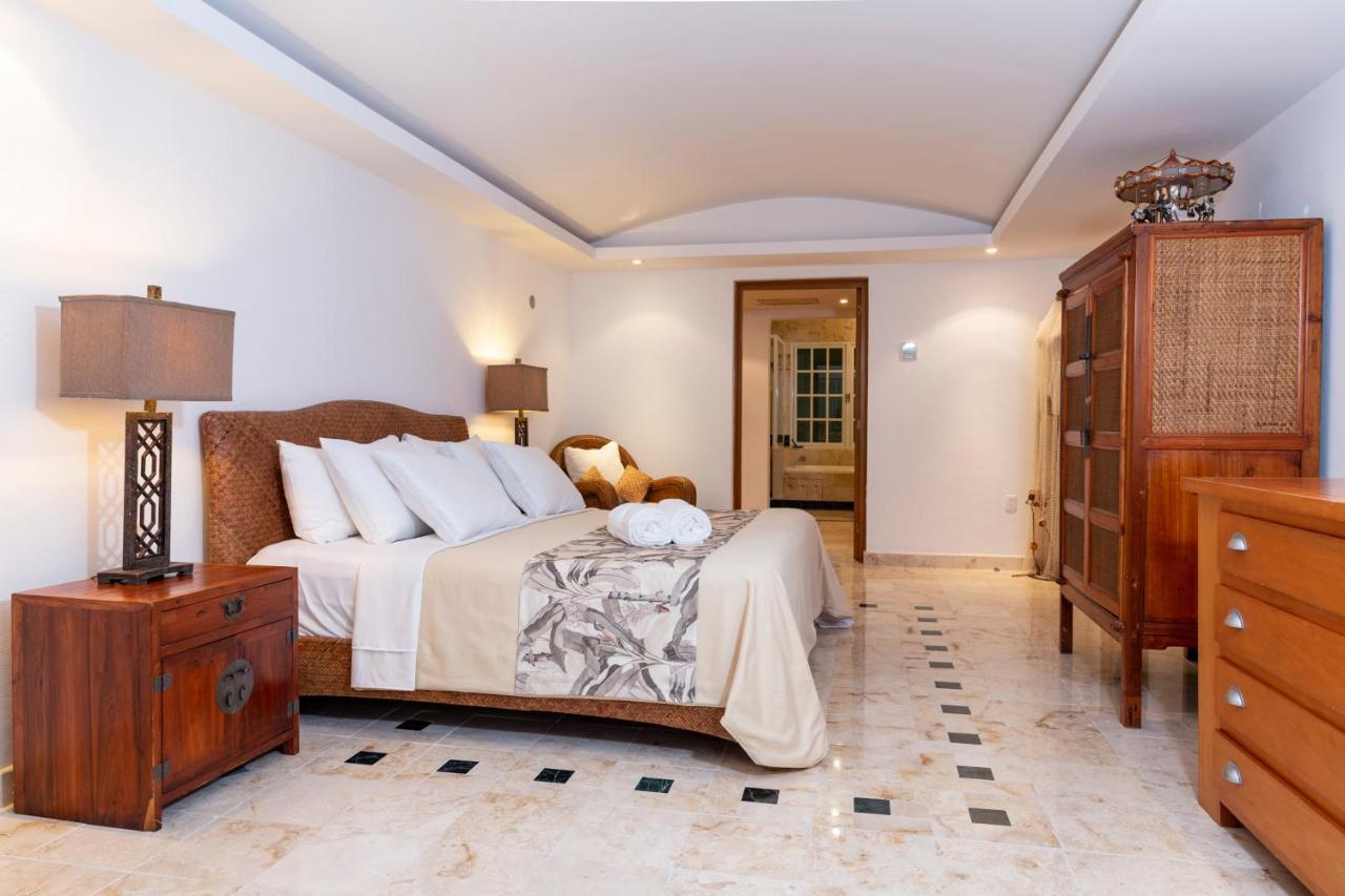 Naha #12 Villa Cancún