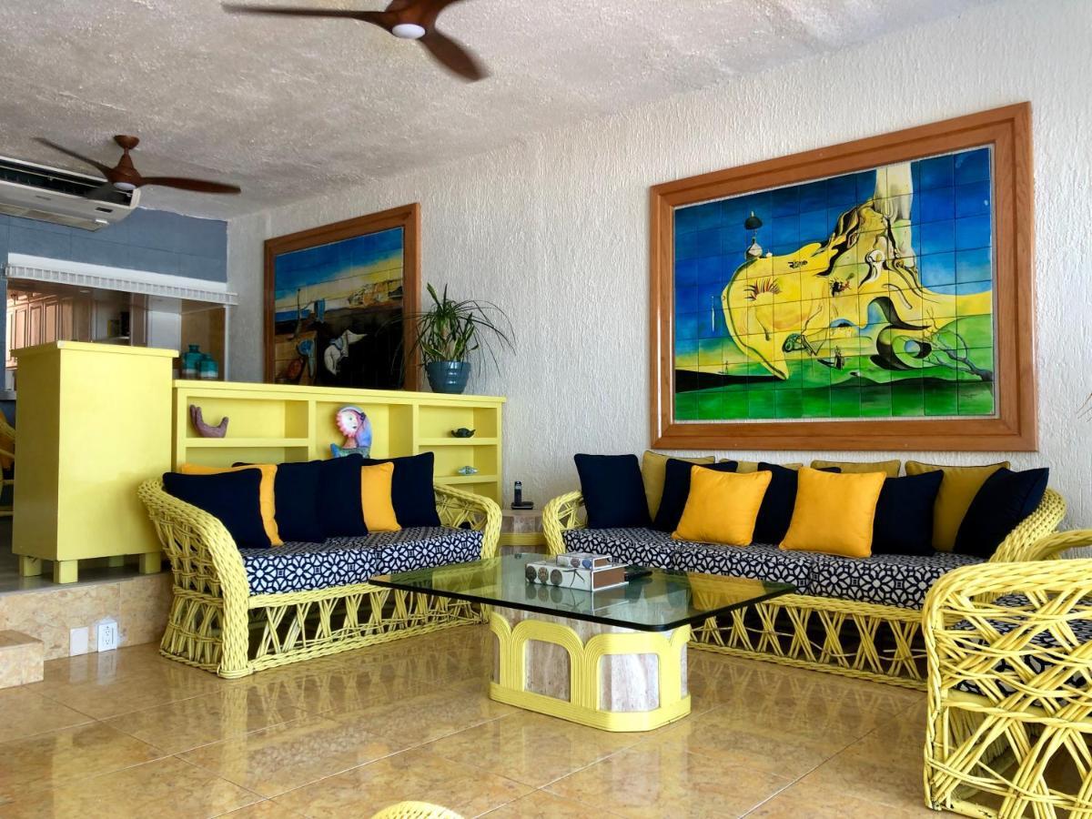 Eight Bedroom Beach House Villa