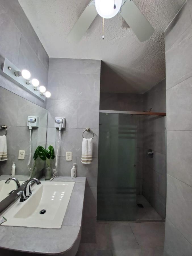 Villa Beachfront 4br Zone