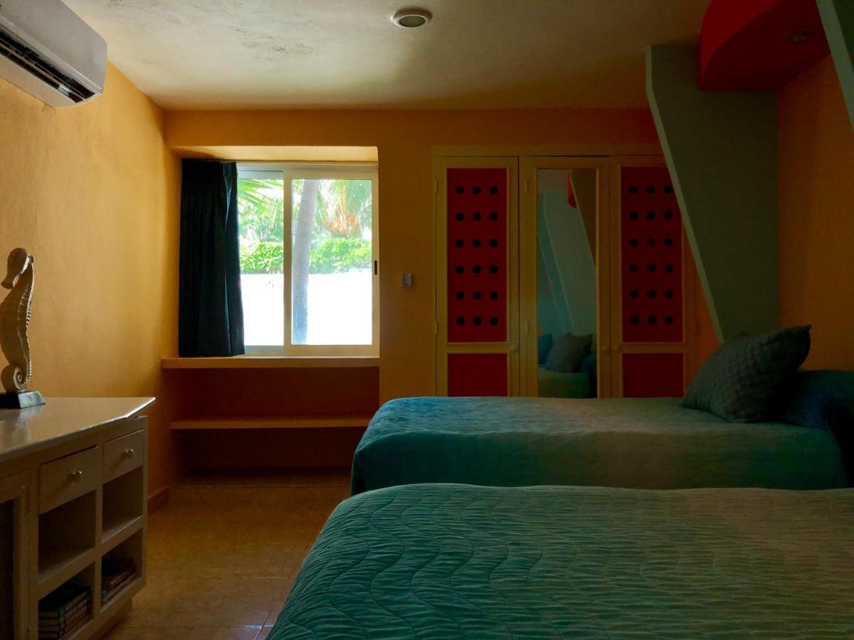 Eight Bedroom Beach House Cancún
