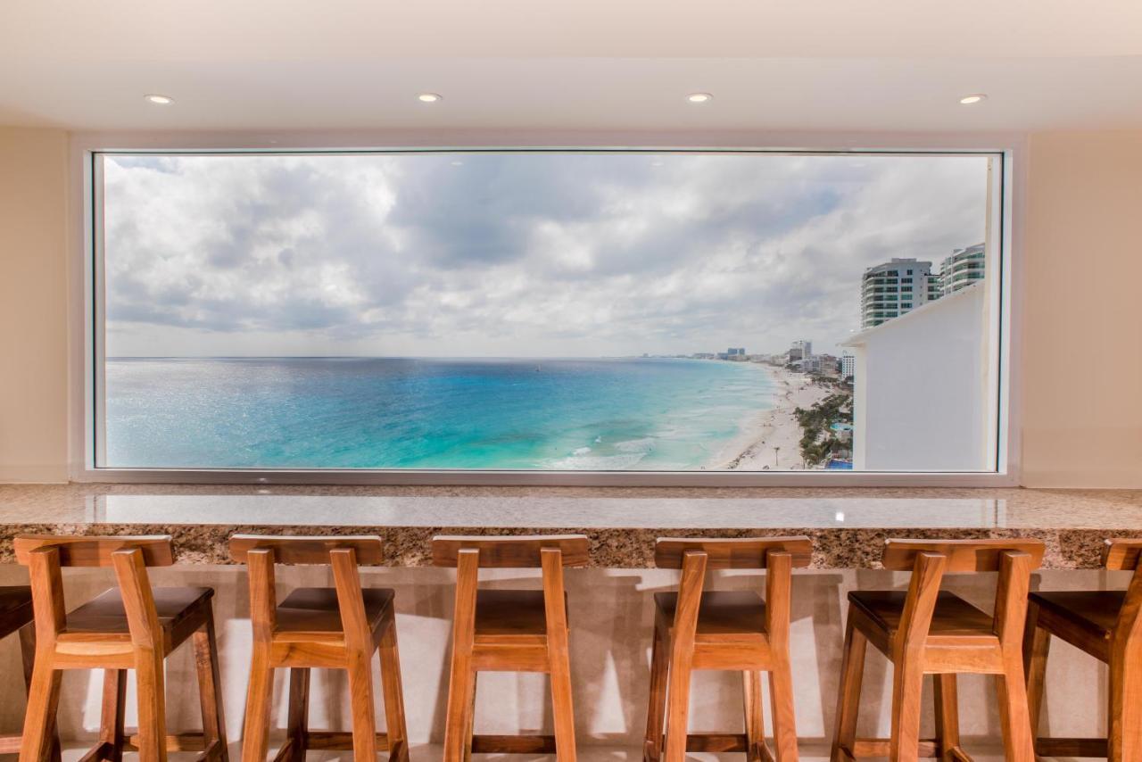 2 Story Oceanfront Penthouses On Beach! Aparthotel Cancun