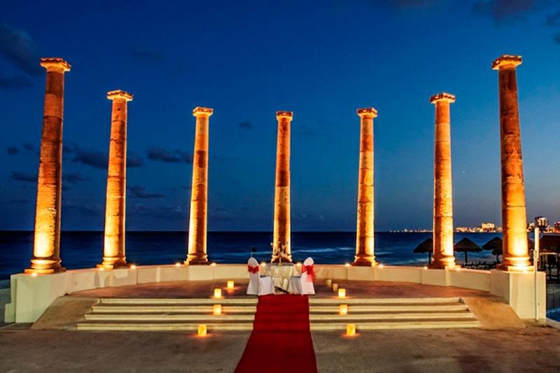Krystal Hotel 4*