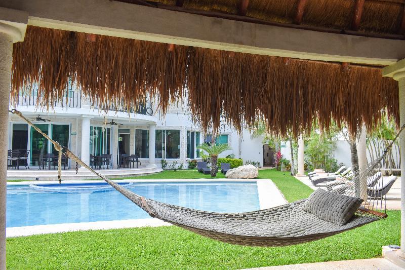 Palmeras Hotel 3*