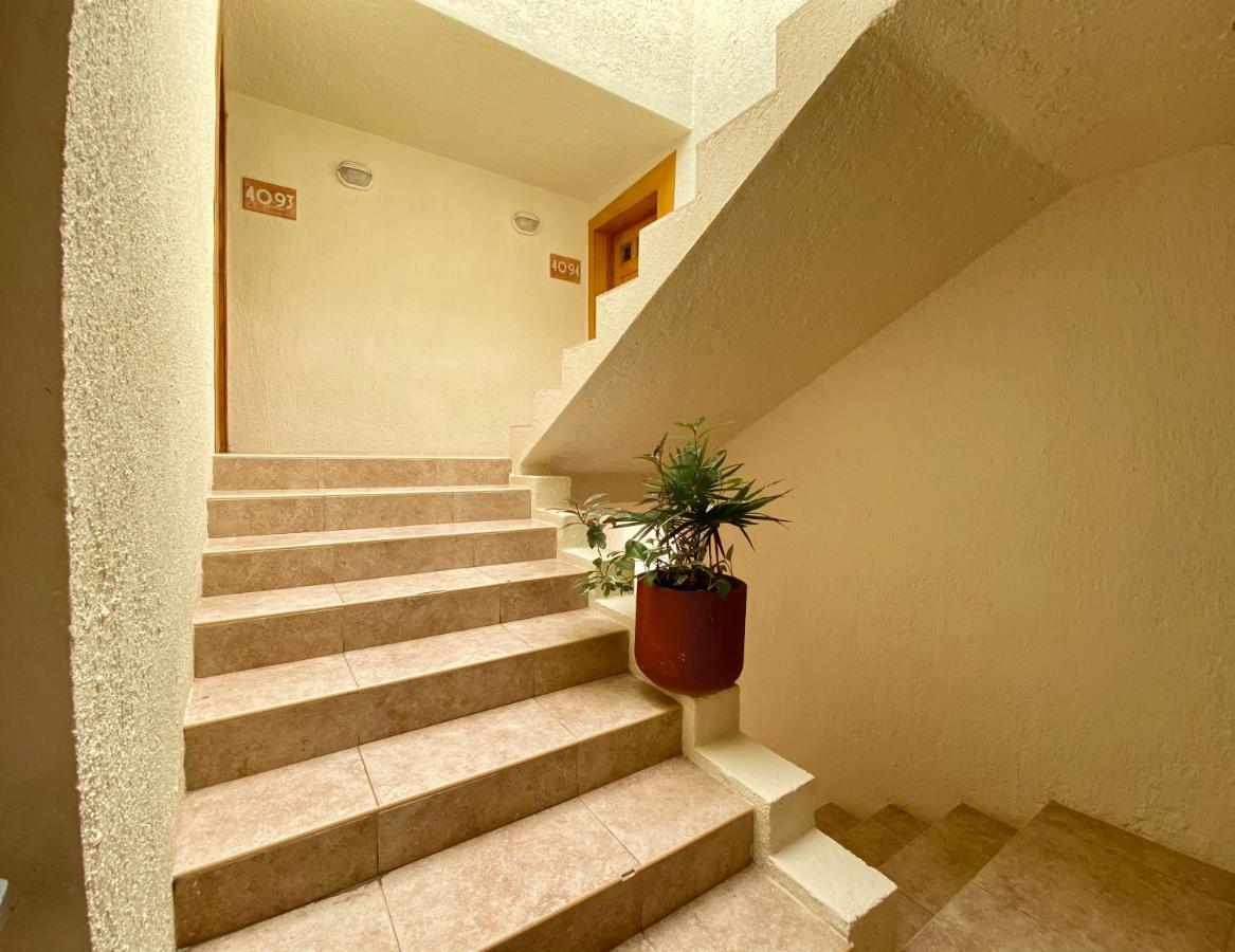 Eight Bedroom Beach House Villa Cancún