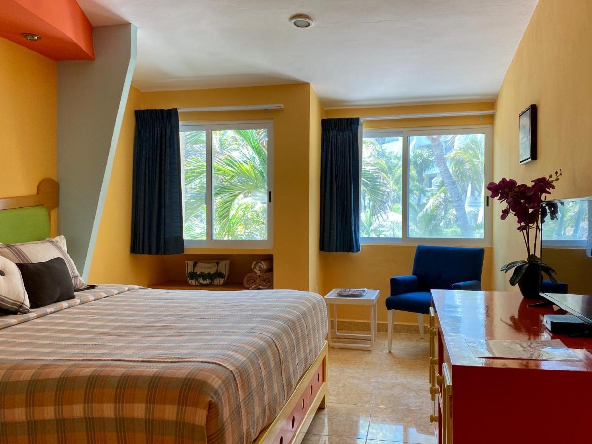 Eight Bedroom Beach House Villa *