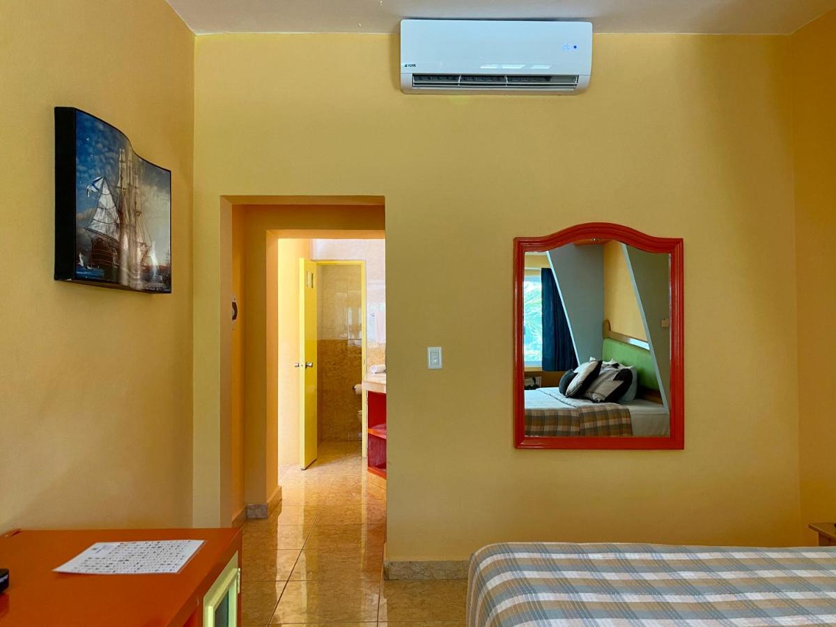 Eight Bedroom Beach House Villa *