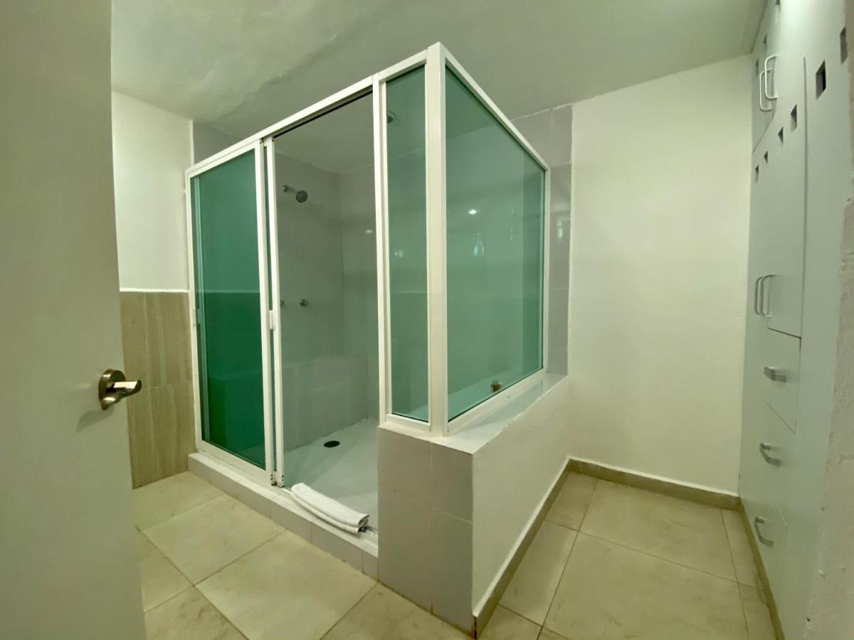 Villa Eight Bedroom Beach House Cancún