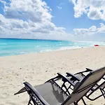 Departamento sobre la playa Cancun