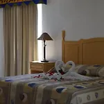 Arena Hotel Zone Room