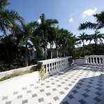 Casa Tzunun Airport Junior Suite