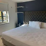 Espaciosa,Centrica Y Bonita Casa, 10 Personas
