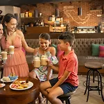 Wyndham Alltra Cancun All Inclusive Resort