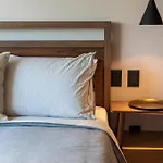 *Private Rooftop Pool* 5 Min Walk To Beach 5Bdr