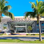 Cancun Studio - Steps To Beach And Water Fun