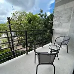 New Business Centric Loft With Gym And Pool