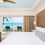Wyndham Alltra Cancun All Inclusive Resort