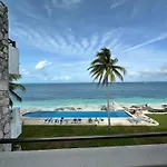 Casa Tortugas Boutique Hotel - CANCUN Luxury Hidden Gem