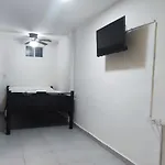 Comfortable Studio Close To The Beach Up To 4 Guests