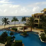 El Faro - Condo Hotel