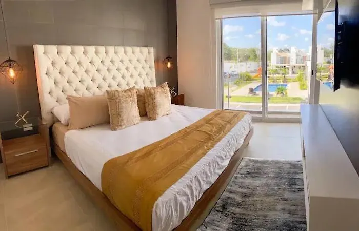 Elegante Y Preciosa Casa Con Excelente Ubicacion