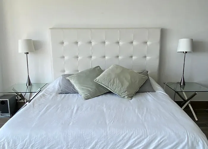 •Amazing Beachfront Condo•