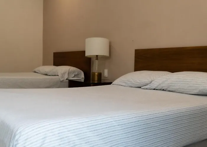Infinity Suites Triple Room 103