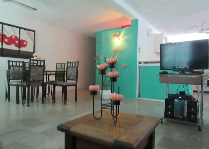 Casa Flores Cancun