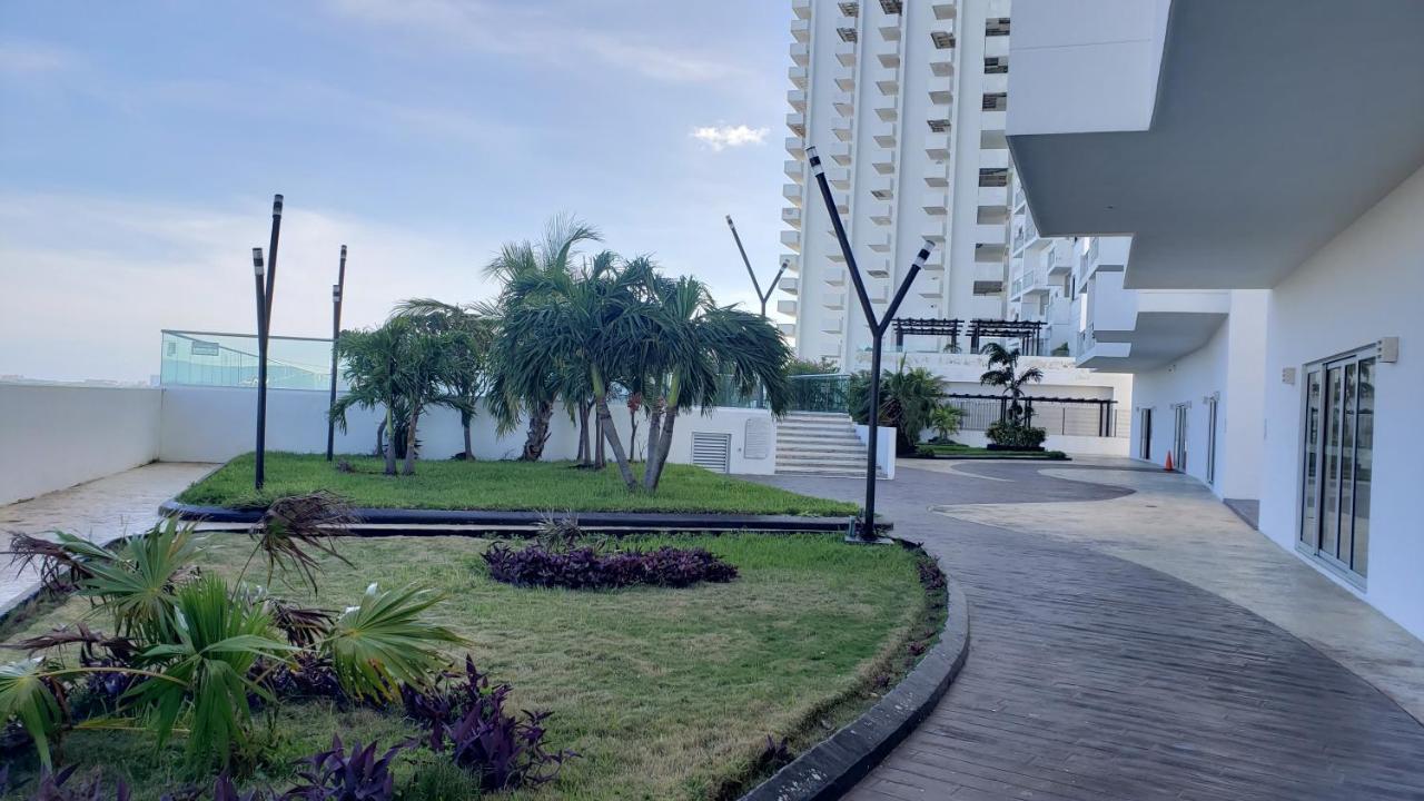 Apartment Luxury In Shopping Center And Spectacular View *