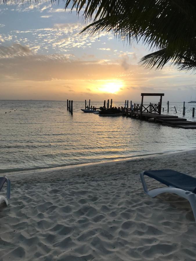 Apartamento Front Private With Shared Bathroom Cancún