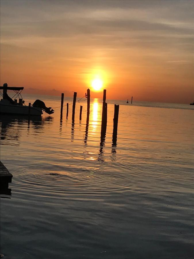 Front Private With Shared Bathroom Cancún
