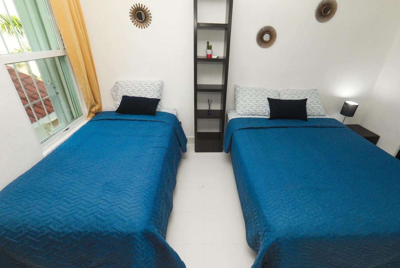 Depa De 3 Habs, 3 Baños Y Piscina Cancún