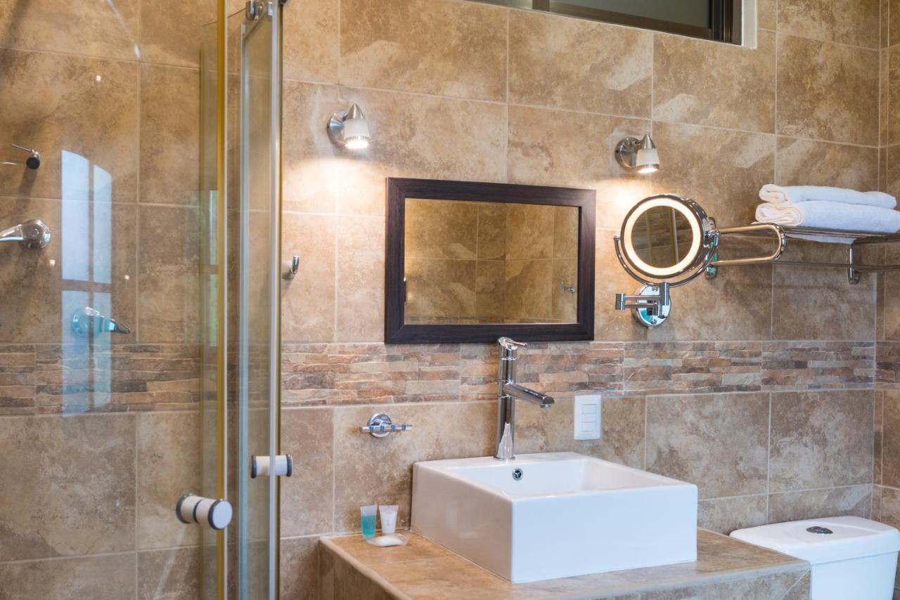 álamos Con Jacuzzi Y Piscina
