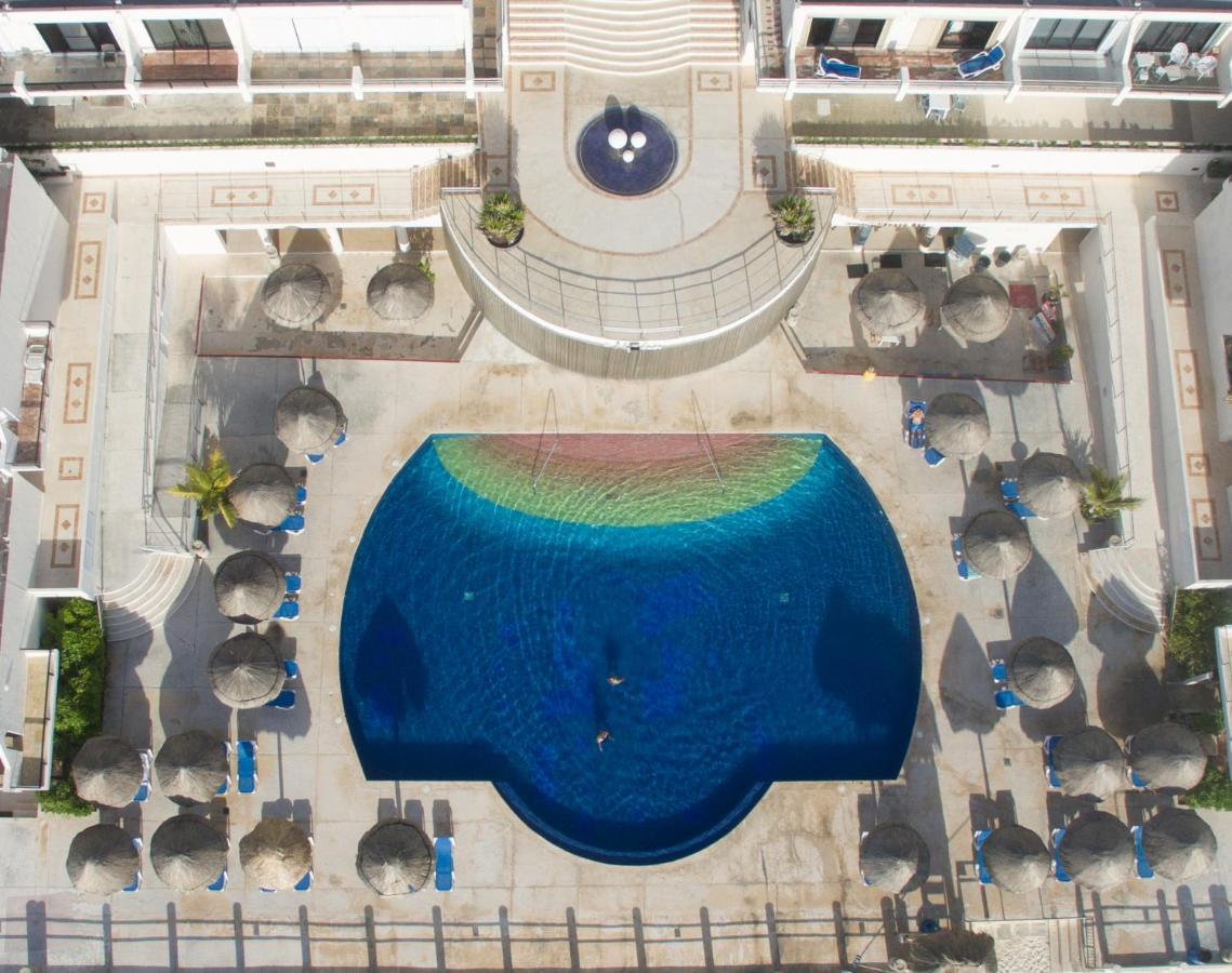 Apartamento Oceanfront White For Families Cancún