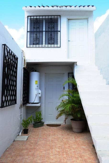 Hermoso Estudio En El Centro Y Corazon De * Cancun
