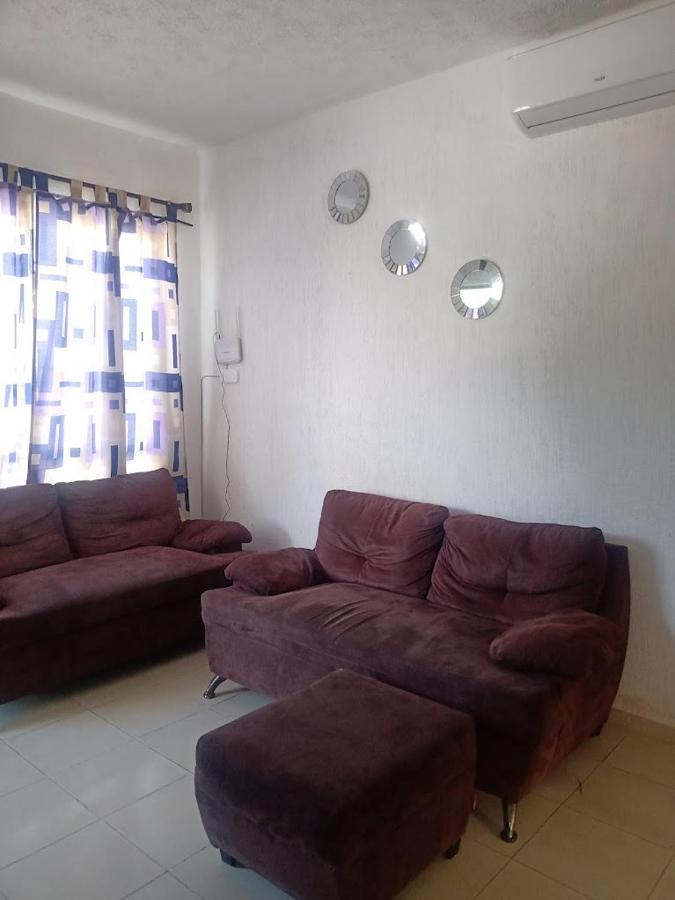 Departamento Vacacional Monte Mola Todo Lo Que Necesitas, Wifi,smart Tv,alberca, Clima, Tiendas Cerca,porton Electrico,estacionamiento Apartamento