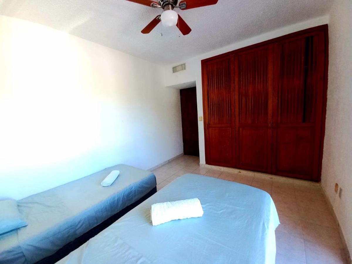 Holiday home Casa Zen 20 Personas 5 En El Centro De