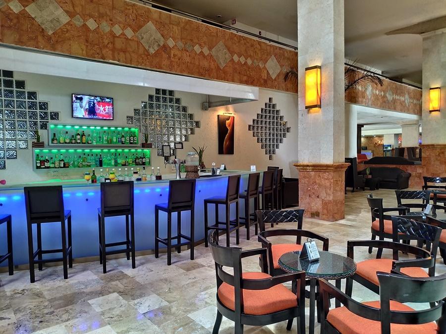 Golden Parnassus Hotel