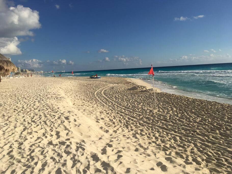 Apartamento Solymar Studio #3507, Kilometro 18,7 Boulevard Kukulcan, Access To Cancun's
