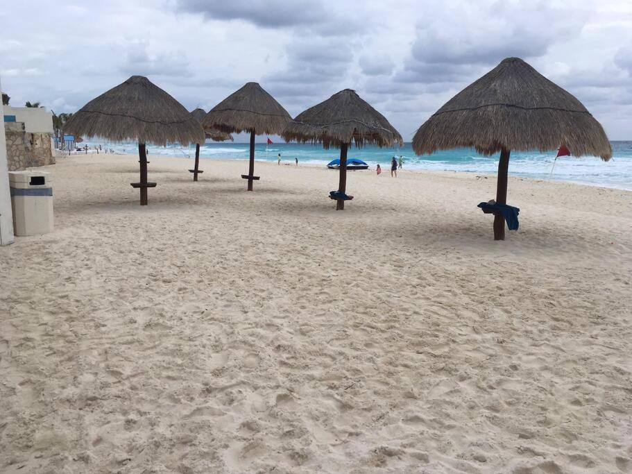 Apartamento Solymar Studio #3507, Kilometro 18,7 Boulevard Kukulcan, Access To Cancun's *