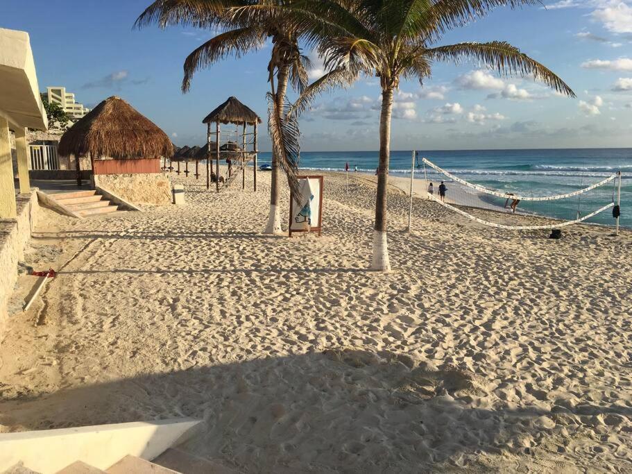 Apartamento Solymar Studio #3507, Kilometro 18,7 Boulevard Kukulcan, Access To Cancun's Cancún