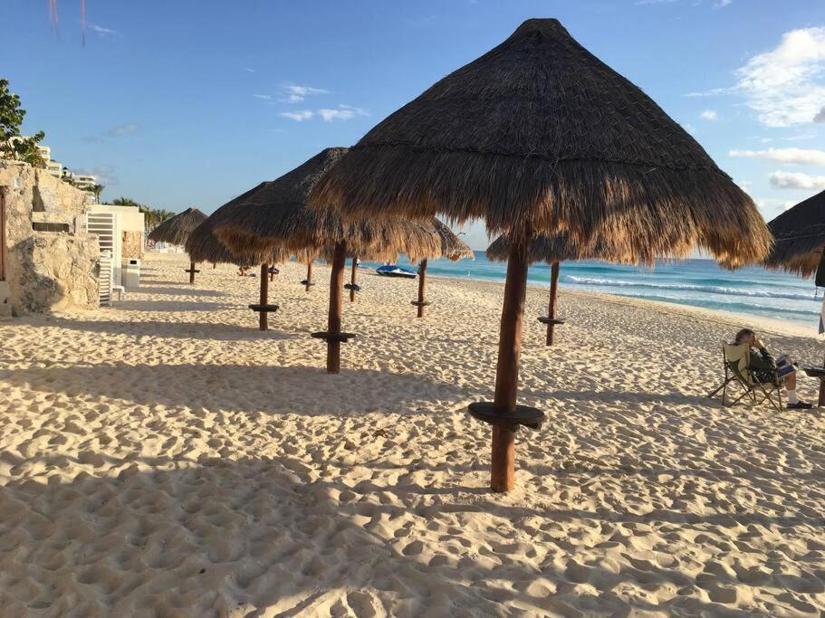 Apartamento Solymar Studio #3507, Kilometro 18,7 Boulevard Kukulcan, Access To Cancun's