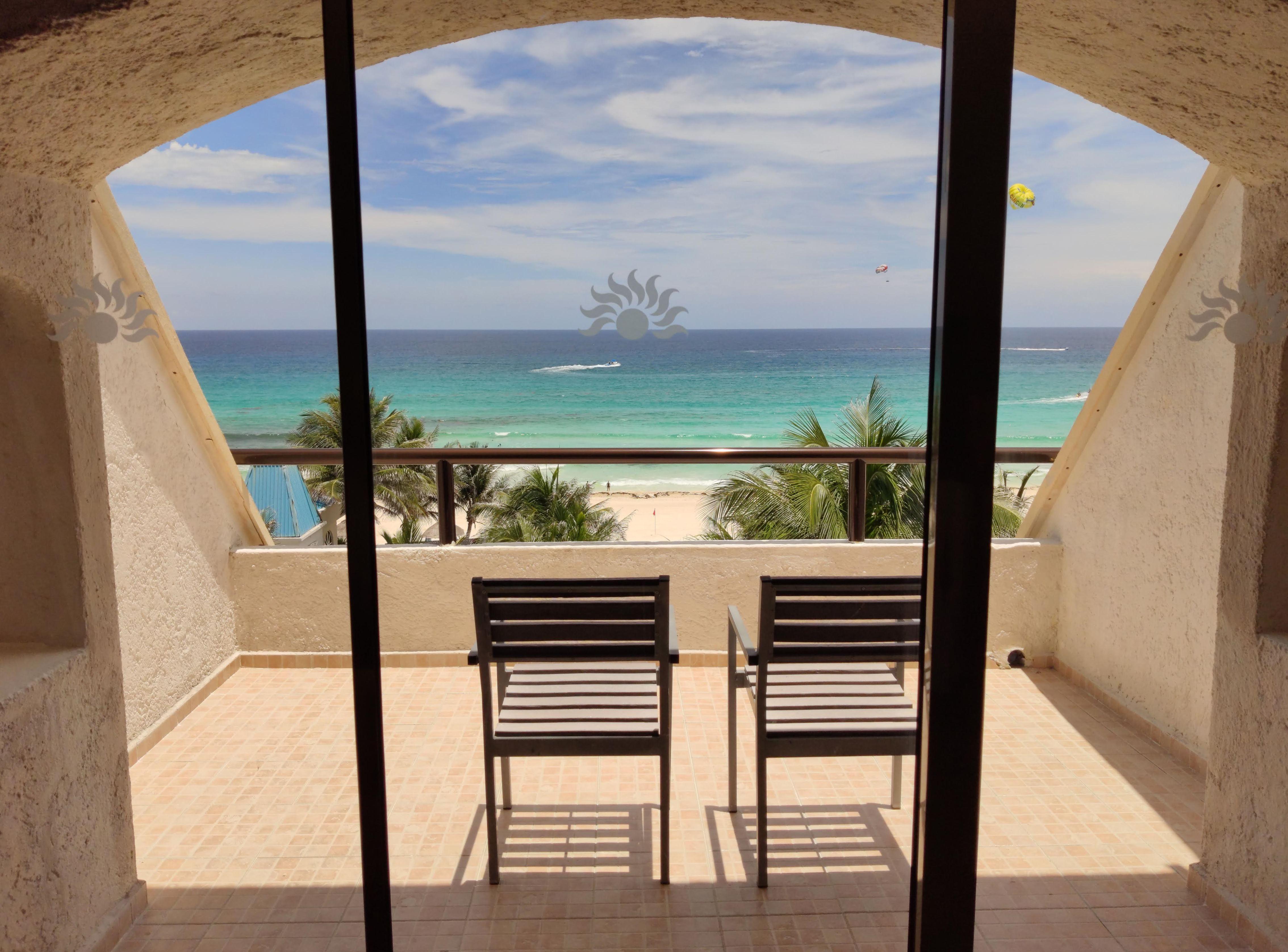 Golden Parnassus Cancún