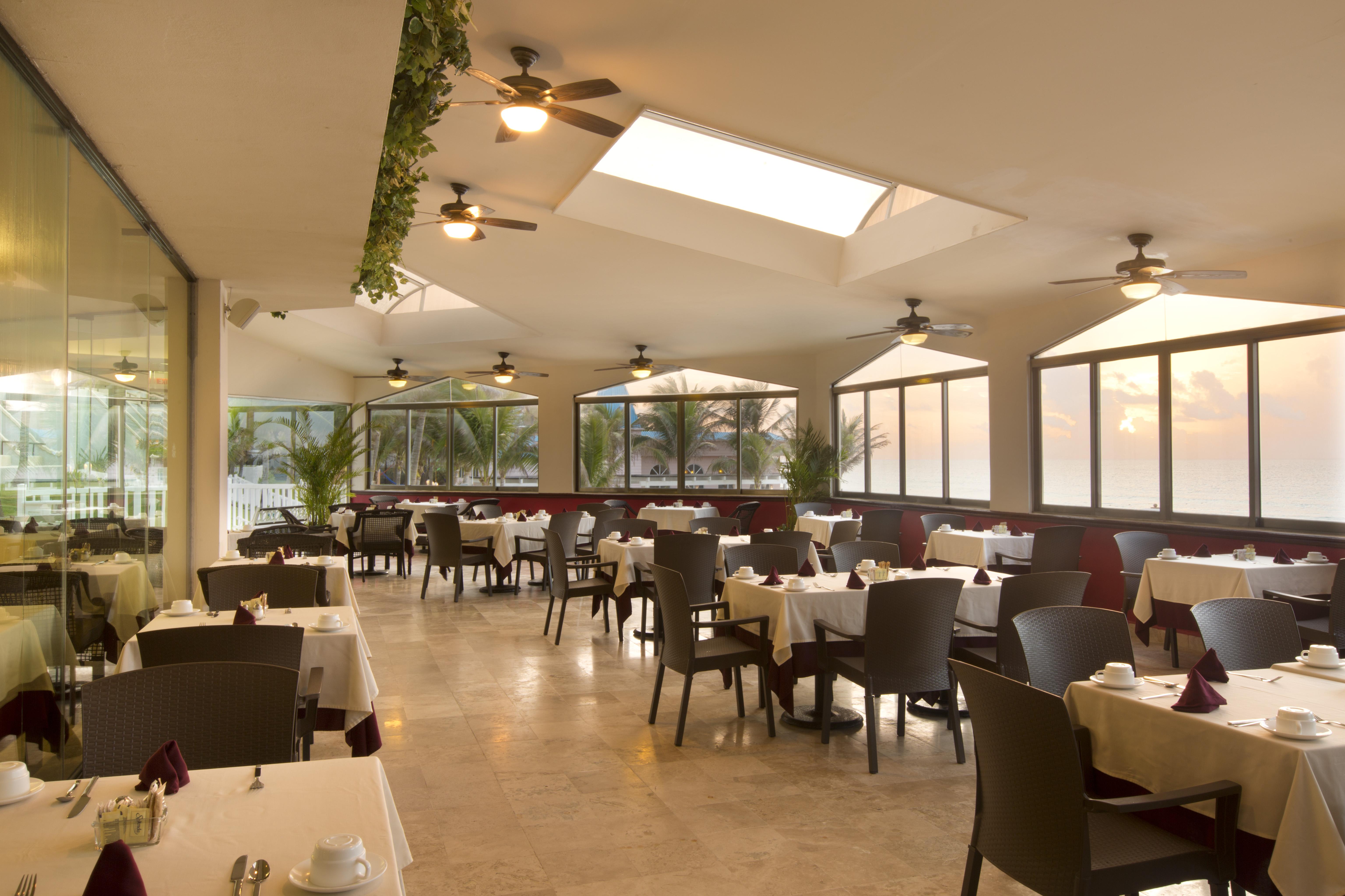 Golden Parnassus Cancún